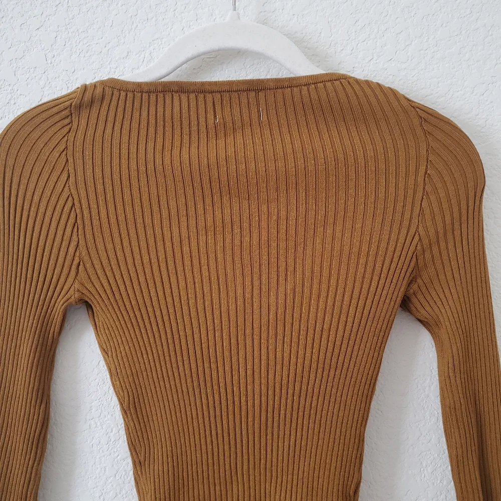 H&M Olive Green Ribbed Sweetheart Neckline Top Sweater XS NWT
